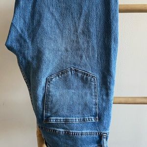 Madewell high rise boyfriend jean with rips